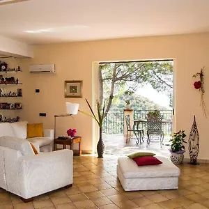  Alloggio in famiglia Casa Vacanze Gallodoro